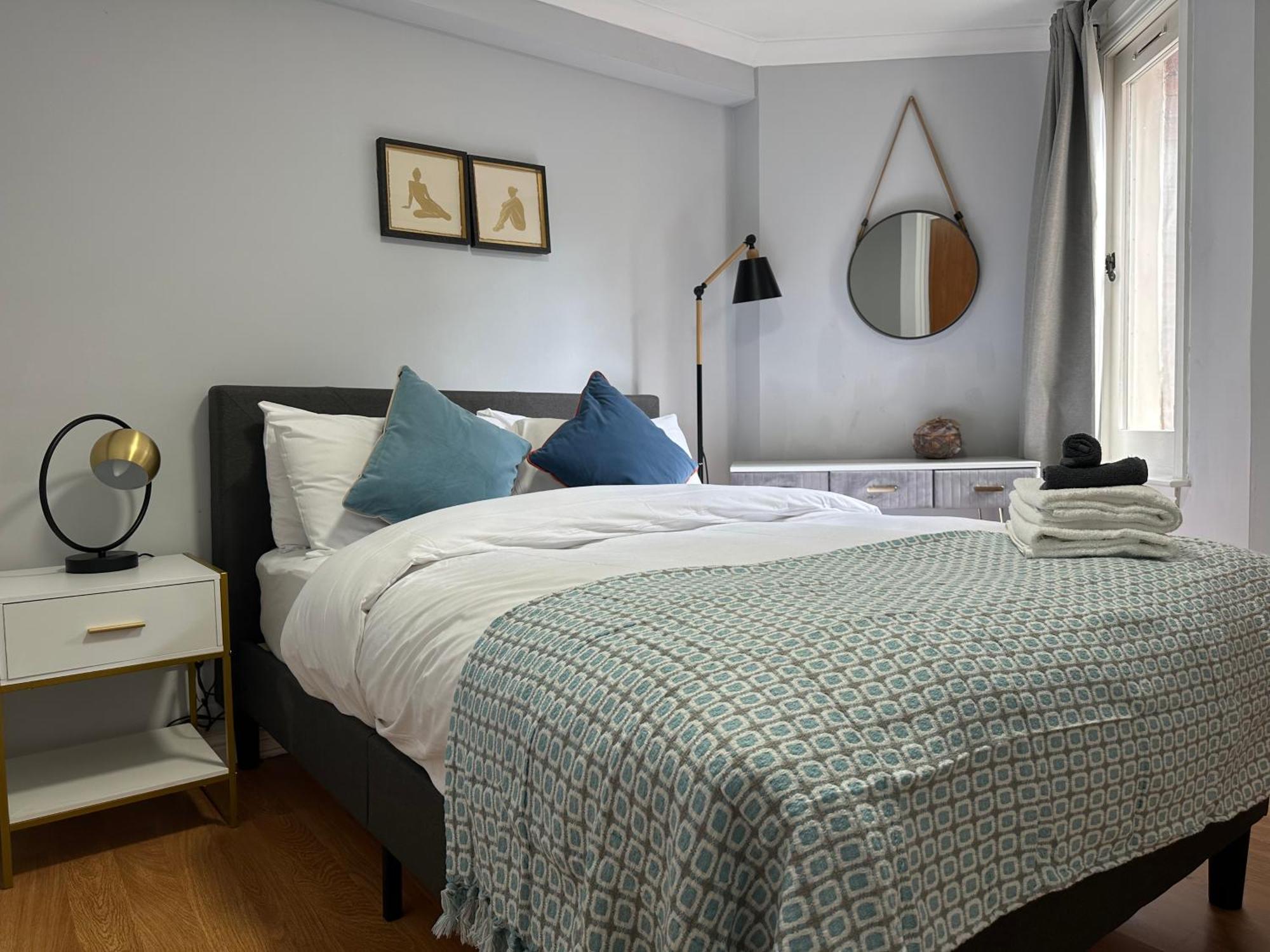 Private Main Door Lovely 2 Bedroom Apartment EDI Exterior foto